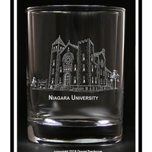 Niagara University Rocks Glass